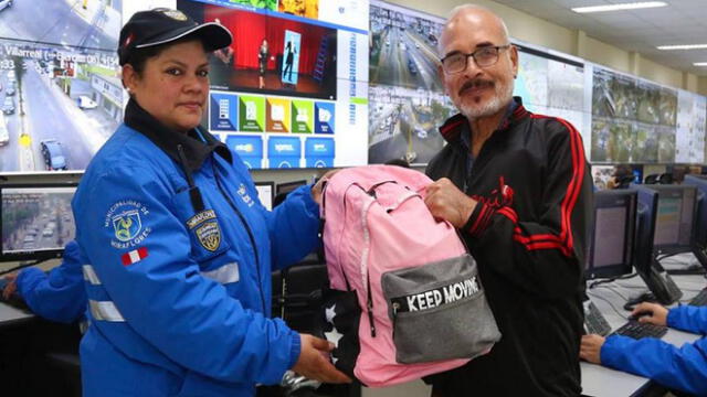 Miraflores: serena encontró mochila con más de 25 mil soles y la devolvió a su dueño