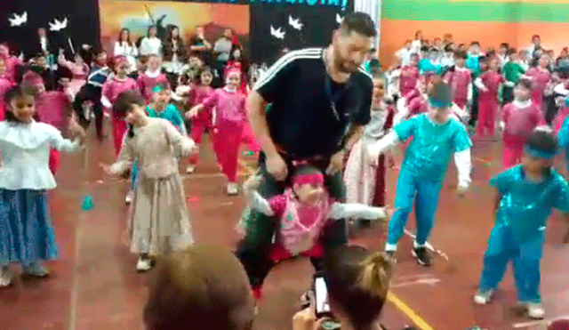 Facebook: Profesor es ovacionado por ayudar a su alumna con una coreografía [VIDEO]