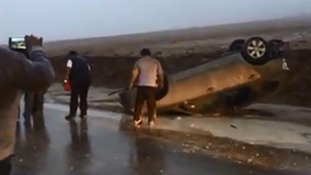Moquegua: Huaico volcó un vehículo con personas en su interior [VIDEO]