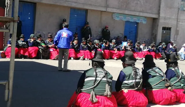 En el Primer Encuentro Distrital de Rondas Campesinas en el distrito de Pichacani Laraqueri, al sur de Puno. Foto: La República