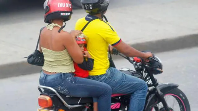 México: mujer embarazada y su hijo de 2 años sufren terrible accidente en moto [VIDEO]