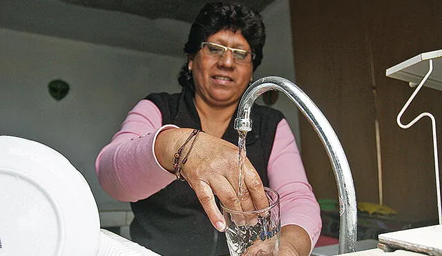 Sociedad civil rechaza aumento de tarifa de agua potable por mal servicio