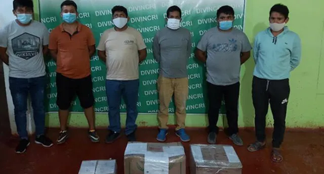 Seis personas fueron detenidas en la carretera Cusco - Ayacucho, con dinero el dinero en sus mochilas.
