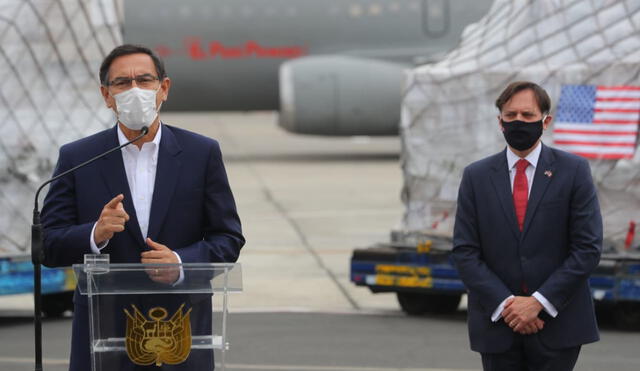 Martín Vizcarra agradeció la donación de 250 ventiladores por parte de Estados Unidos. Foto: Presidencia.