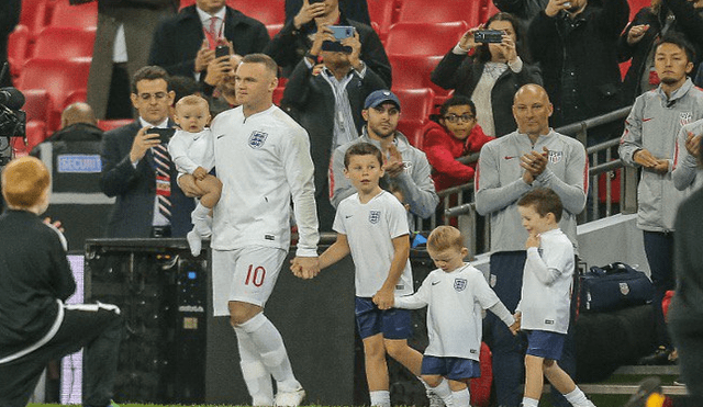 Inglaterra vs Estados Unidos EN VIVO: Rooney recibió conmovedor pasillo de despedida [VIDEO]
