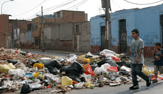 Recogen 600 toneladas de basura en Cercado de Lima tras festejos de Año Nuevo