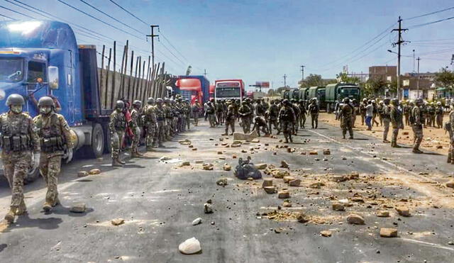 panamericana bloqueo paro protesta foto ejército del perú