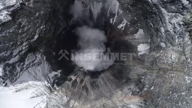 Dron obtiene imágenes inéditas del cráter del volcán Ubinas. Foto: Video Ingemmet.