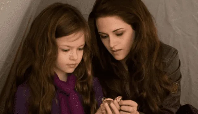 Instagram: Kristen Stewart y su 'hija' de Crepúsculo se reencuentran tras 6 años [FOTO]