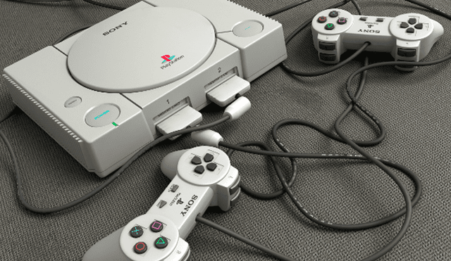 La primera PlayStation se lanzó un 3 de diciembre de 1994 en Japón.