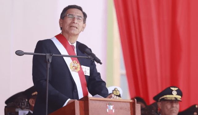 Martín Vizcarra resaltó la participación de la mujer en el Ejército del Perú. Foto: Presidencia.