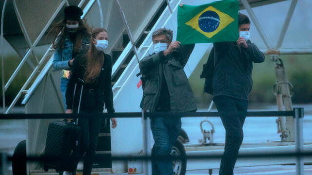 Llegan a Brasil  34 repatriados de Wuhan por coronavirus [FOTOS Y VIDEO]