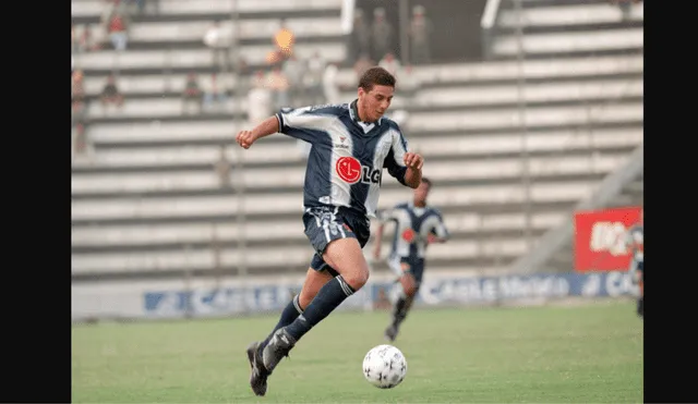 Alianza Lima: Claudio Pizarro y la historia con la camiseta de Sporting Cristal. Foto: Grupo La República