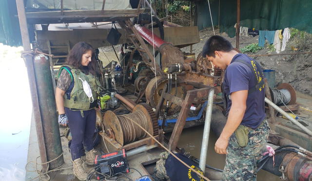 Operativo contra la mineria ilegal en el río Madre de Dios.