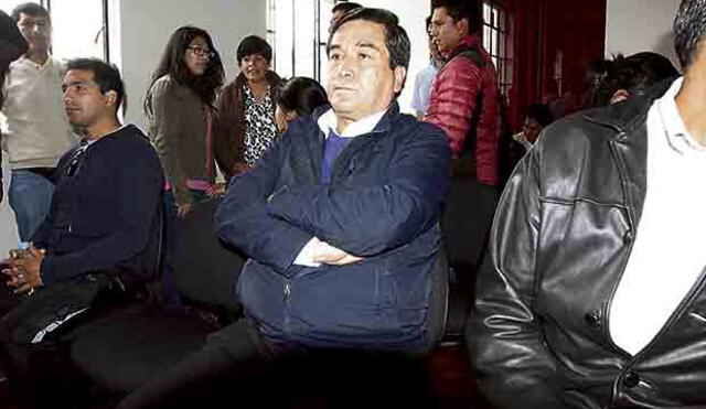 Congresista Benicio Ríos sentado en el banquillo de acusados por sobrevalorar terrenos