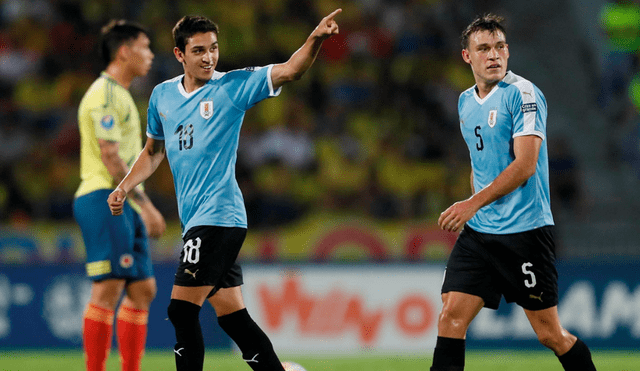 Uruguay derrotó 3-1 a Colombia y espera que Brasil no gane para ir a los Juegos Olímpicos Tokio 2020. | Foto: EFE
