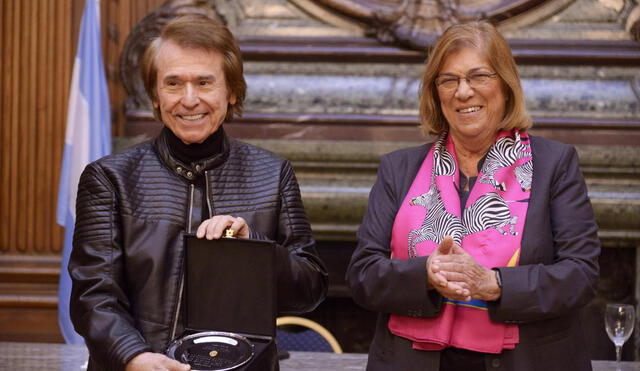 Raphael: Parlamento argentino le rinde homenaje