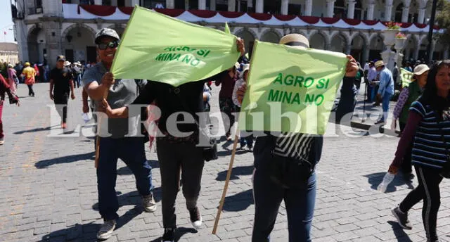 Paro en Arequipa EN VIVO: Tránsito restringido y bloqueos en protesta contra Tía María