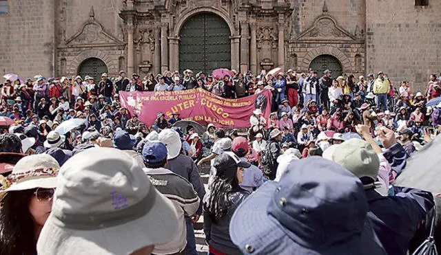 Cusco: Representantes del Sute y Minedu firman acta para suspender huelga