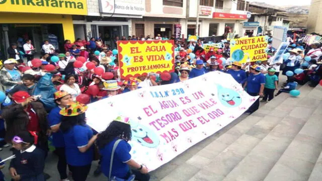 Santiago de Chuco: realizan charlas y pasacalles en contra de la Contaminación del Agua