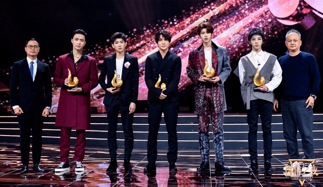 EXO: El artistase llevó los premios “Producer of the Year” y "“Male God of the Year”, entre otros.