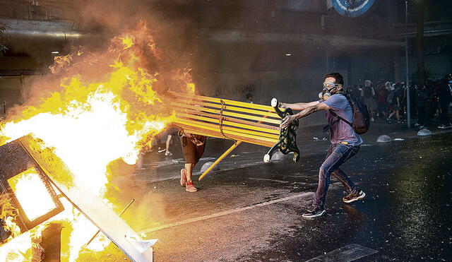En las calles. Las últimas jornadas de protestas se tornaron más violentas. Foto: AFP