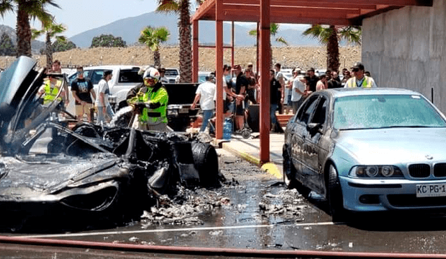 McLaren se incendia en Feria de Automóviles en Chile. (Foto: Chile)