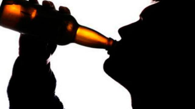 SJM: Municipalidad prohíbe la ingesta de alcohol en losas deportivas