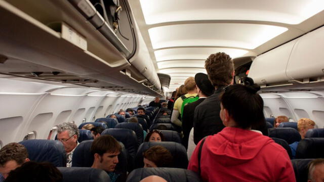 Los mejores y peores asientos de avión para evitar contagiarse de coronavirus