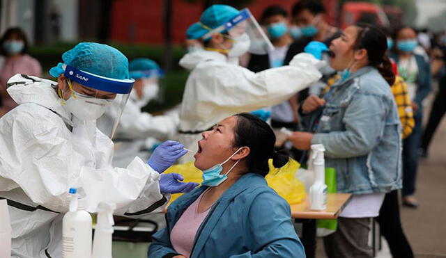 En Wuhan, la ciudad donde se originó el coronavirus SARS-CoV-2, han logrado contener la propagación. Foto: EFE