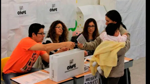 Chiclayo : miembros de mesa pueden recoger sus credenciales en la ODPE 