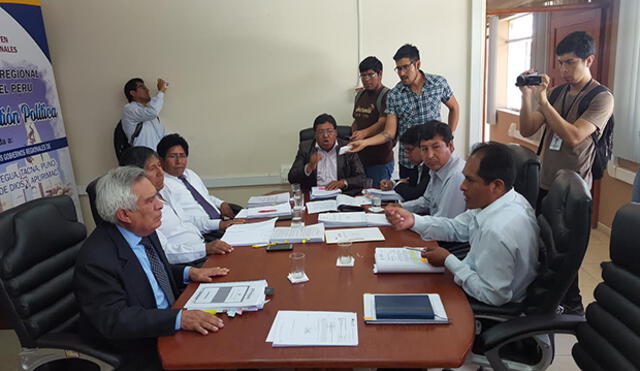 Alcalde de Tacna se niega a explicar sobre denuncia de contaminación del agua