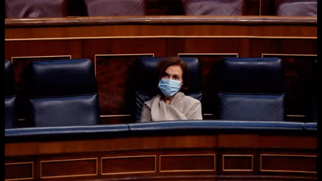 vicepresidenta primera del Gobierno, Carmen Calvo, en el debate del Congreso de Diputados. Foto: EFE.