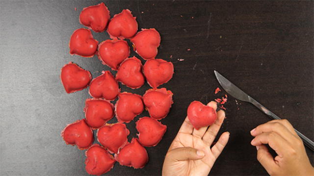 Chocolates rellenos por San Valentín [Vídeo y Receta]