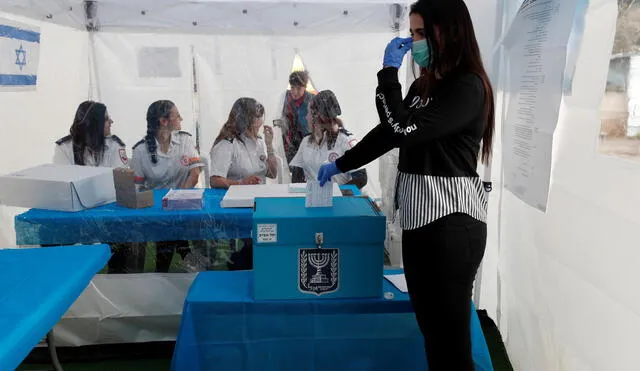 Las consecuencias de la epidemia del coronavirus se intensificaban este domingo en todo el mundo. Foto: EFE.