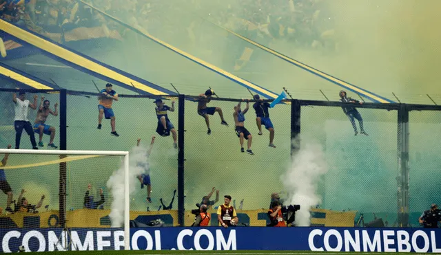 Boca Juniors vs River Plate: imponente recibimiento en La Bombonera [VIDEO]