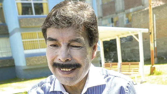 Exalcalde de Arequipa dice que Elmer Cáceres Llica es un borracho y acusado de violación [VIDEO]