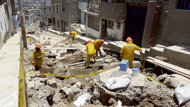 Arequipa: Vecinos de Cerro Salaverry continúan sin desagüe