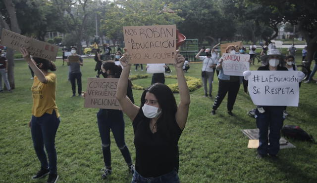 Protestas frente a Sunedu. Foto: John Reyes / La República
