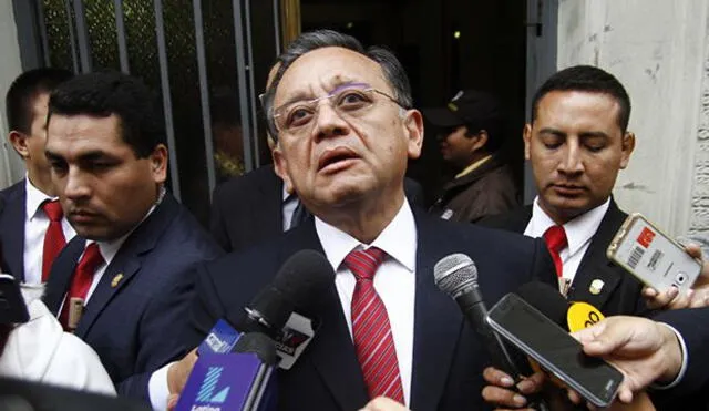 Comisión que evaluará destitución de Edgar Alarcón se instala este miércoles