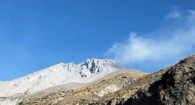 Alerta por actividad sísmica en el volcán Ubinas en Moquegua 