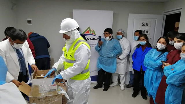 Se concretó la entrega de un lote de equipos e implementos médicos al Hospital de Espinar.