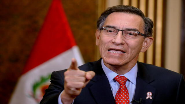 Handout picture released by the Peruvian presidency of President Mart�n Vizcarra speaking during a televised announcement to the Nation on July 5, 2020, in Lima, to announce he will call for a referendum in 2021 to decide on the elimination of parliamentary immunity. - The president announced that due to the coronavirus pandemic, the popular consultation will be held taking advantage of the general elections of 2021, where Peruvians will elect the new president, congressmen and Andean parliamentarians. (Photo by Andr�s Valle / Peruvian Presidency / AFP) / RESTRICTED TO EDITORIAL USE - MANDATORY CREDIT 'AFP PHOTO /  PRESIDENCIA DEL PERU - ANDRES VALLE' - NO MARKETING - NO ADVERTISING CAMPAIGNS - DISTRIBUTED AS A SERVICE TO CLIENTS