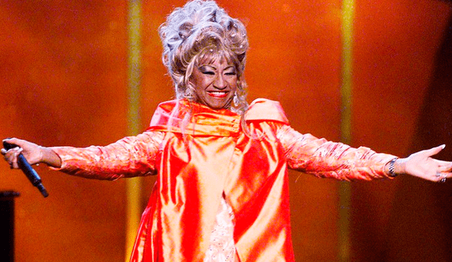 La "reina de la salsa" durante su presentación en los premios Grammy. (Foto: Miami Herald )