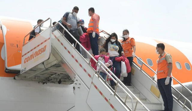 La mayoría de venezolanos llegaron a su país el miércoles provenientes de Chile. Foto; Cancillería de Venezuela
