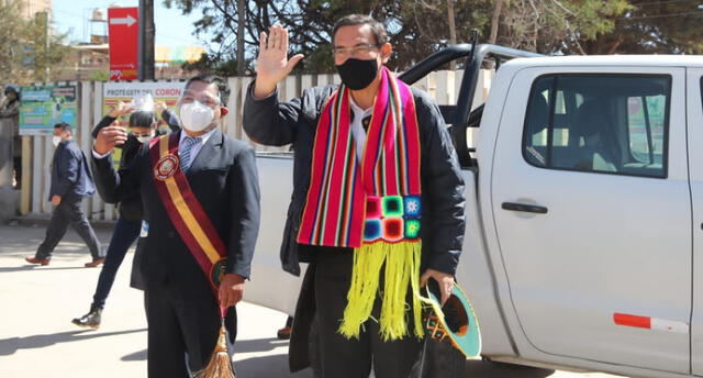 Presidente Martín Vizcarra estuvo en el hospital Carlos Monge Medrano de Juliaca en Puno. Foto: Juan Carlos CIsneros.