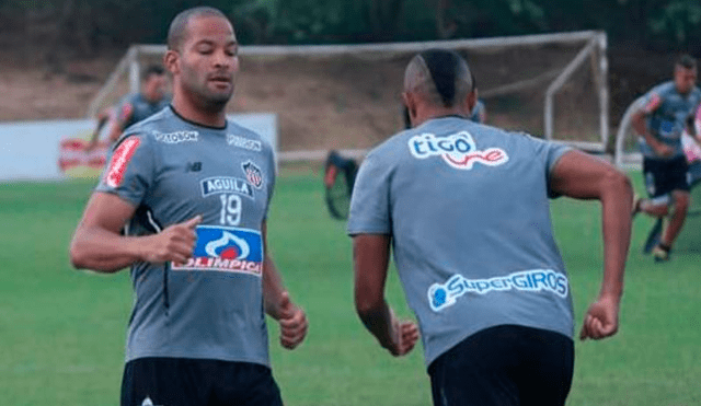 Alberto Rodríguez quedó descartado en Junior para la Copa Libertadores