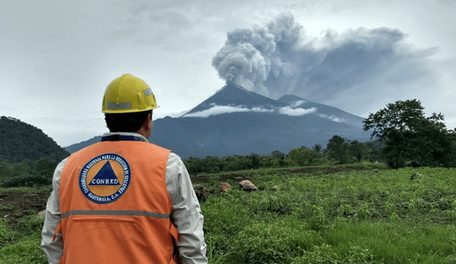 Guatemala: Volcán del Fuego hace la erupción más fuerte en últimos años