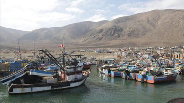 Buscan a pescadores desparecidos en mar de Tacna