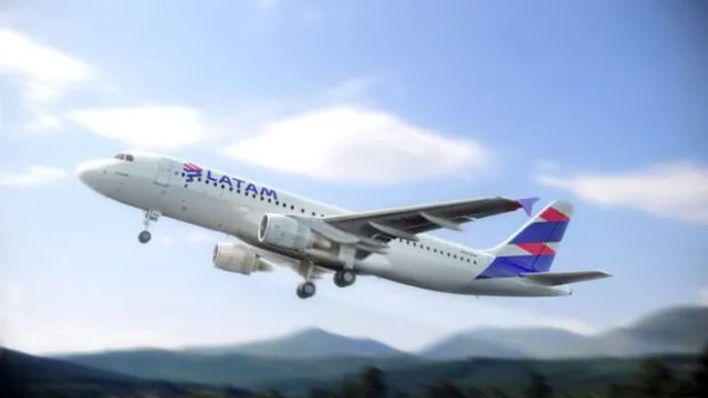 Arequipa: pasajeros de LATAM indignados por cancelación de vuelos | VIDEO 